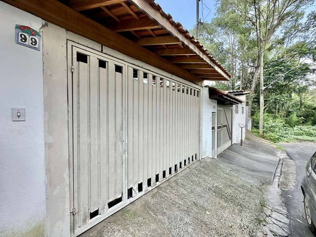 Sobrado com 162m² 2 quartos e 2 banheiros, à venda, no bairro Jardim Rebelato em Cotia