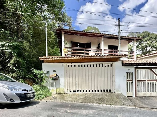 Sobrado com 162m² 2 quartos e 2 banheiros, à venda, no bairro Jardim Rebelato em Cotia