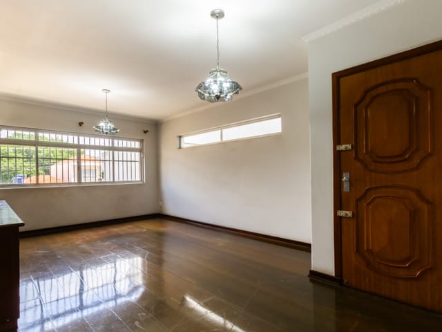Sobrado com 267m² 3 quartos e 3 banheiros, à venda, no bairro Vila Ipojuca em São Paulo