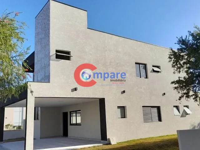 Sobrado com 600m² 4 quartos e 2 banheiros, à venda, no bairro Jardim Colonial em Atibaia