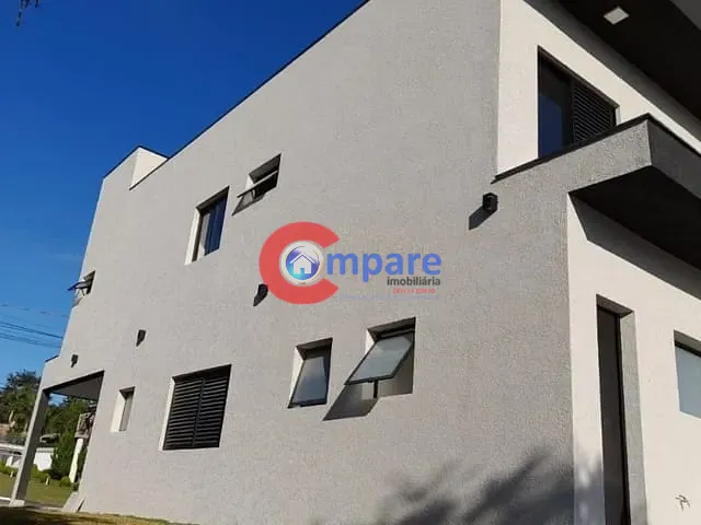 Sobrado com 600m² 4 quartos e 2 banheiros, à venda, no bairro Jardim Colonial em Atibaia