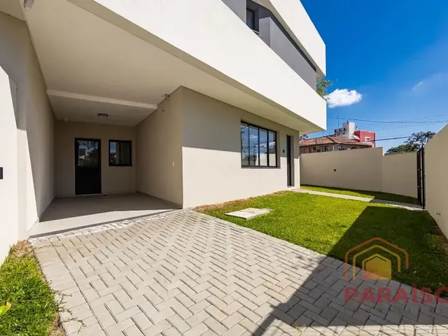 Sobrado 3 quartos e 3 banheiros, à venda, no bairro Santa Felicidade em Curitiba