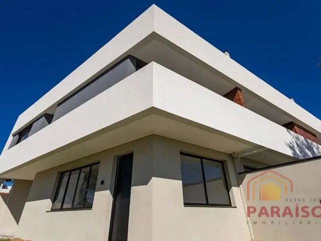 Sobrado 3 quartos e 3 banheiros, à venda, no bairro Santa Felicidade em Curitiba