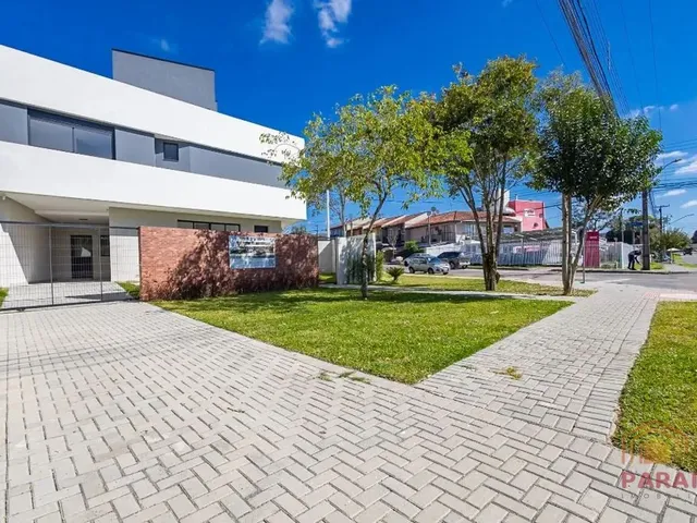 Sobrado 3 quartos e 3 banheiros, à venda, no bairro Santa Felicidade em Curitiba
