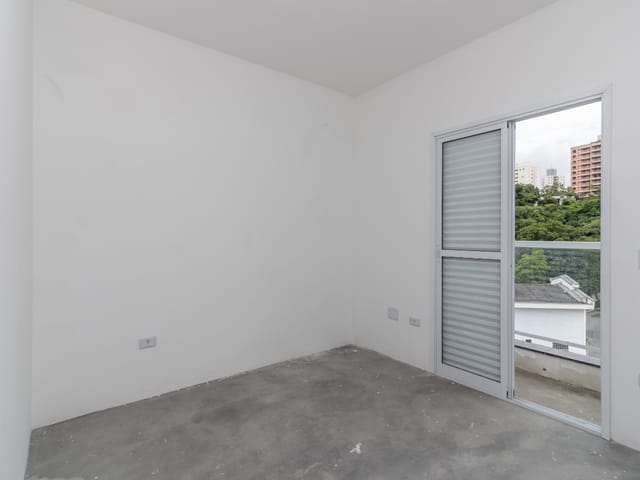 Sobrado com 181m² 3 quartos e 4 banheiros, à venda, no bairro Chácara Nossa Senhora Aparecida em São Paulo