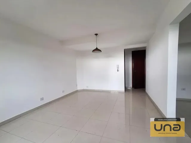 Sobrado 3 quartos e 1 banheiro, à venda, no bairro GUABIROTUBA em Curitiba