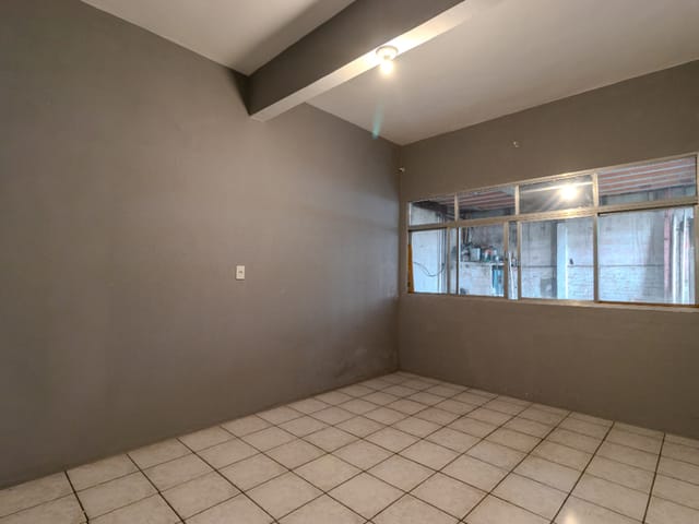 Sobrado com 524m² 3 quartos e 3 banheiros, à venda, no bairro Jardim Miriam em São Paulo