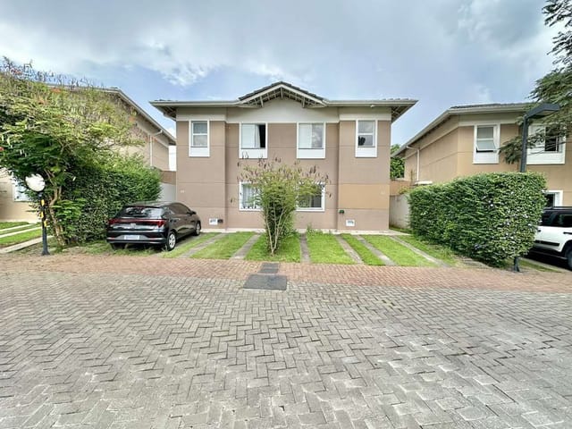 Sobrado com 123m² 2 quartos e 2 banheiros, à venda, no bairro Portal do Santa Paula em Cotia