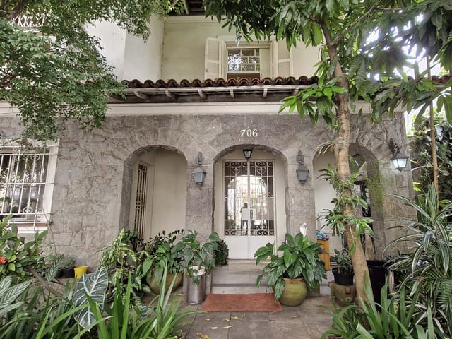 Sobrado com 450m² 6 quartos e 8 banheiros, à venda, no bairro Cambuci em São Paulo