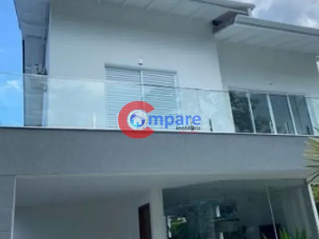 Sobrado com 547m² 3 quartos e 3 banheiros, à venda, no bairro Vista Linda em Bertioga