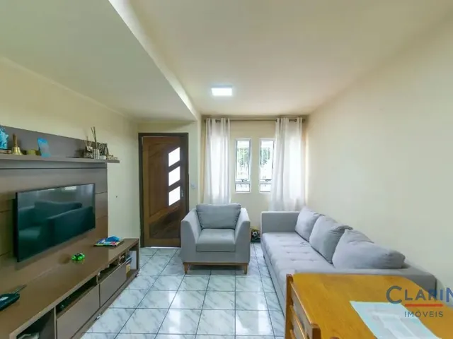 Sobrado 3 quartos e 2 banheiros, à venda, no bairro OURO VERDE em Campo Largo