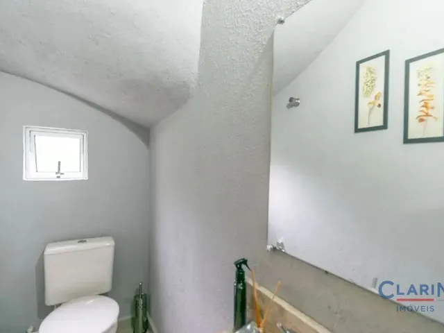 Sobrado 3 quartos e 2 banheiros, à venda, no bairro OURO VERDE em Campo Largo