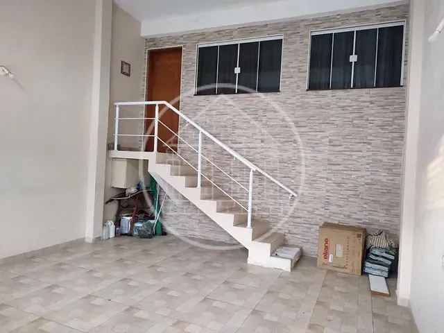 Sobrado com 125m² 4 quartos e 2 banheiros, à venda, no bairro Jardim das Imbuias em São Paulo