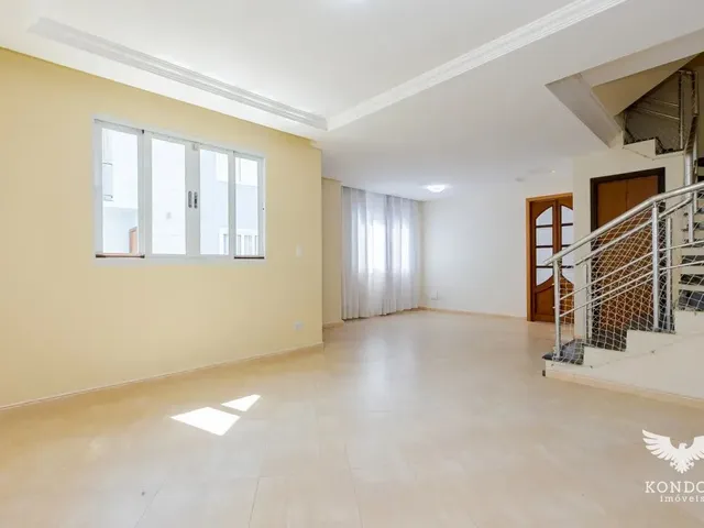 Sobrado 4 quartos e 4 banheiros, à venda, no bairro Santa Felicidade em Curitiba