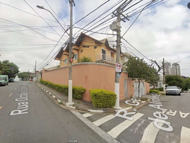 Sobrado com 329m² 3 quartos e 3 banheiros, à venda, no bairro Adalgisa em Osasco