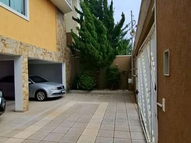 Sobrado com 329m² 3 quartos e 3 banheiros, à venda, no bairro Adalgisa em Osasco