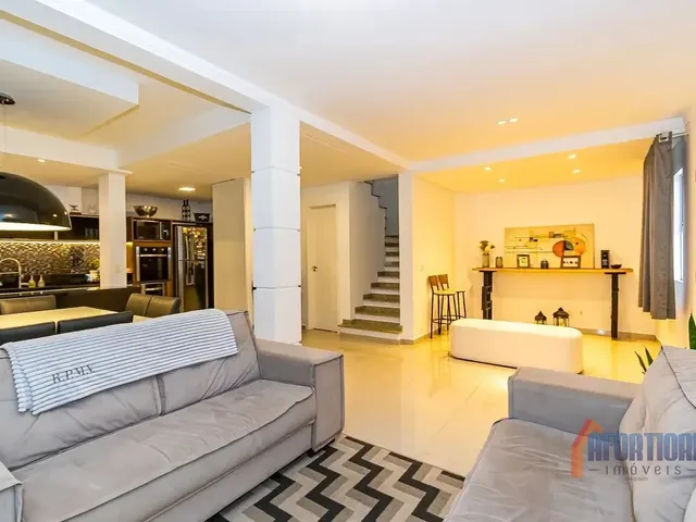 Sobrado com 167m² 3 quartos e 3 banheiros, à venda, no bairro Atuba em Curitiba