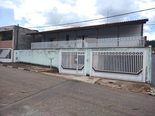 Sobrado com 500m², à venda, no bairro Recanto do Mane em Santana de Parnaíba