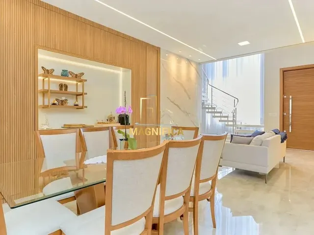 Casa com 280m² 3 quartos e 5 banheiros, à venda, no bairro Umbará em Curitiba