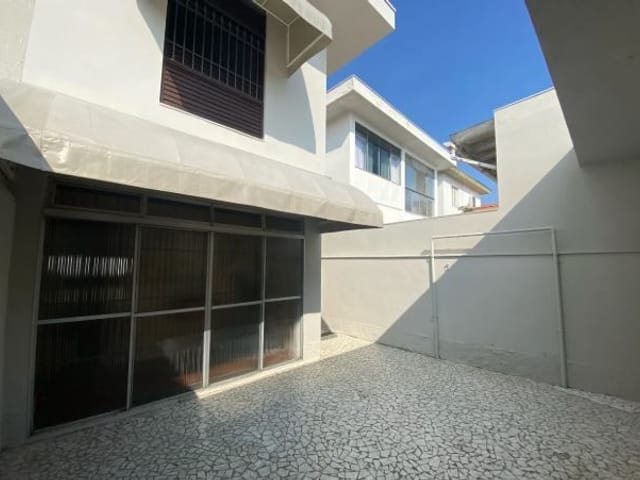 Sobrado com 192m² 2 quartos e 2 banheiros, à venda, no bairro Vila Inah em São Paulo