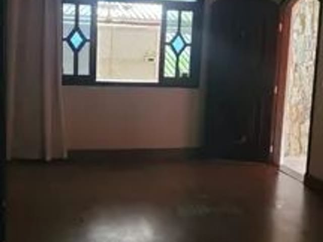 Foto do Sobrado - Excelente Sobrado com 3 dormitórios , 2 vagas com 200 metros quadrados de construção, próximo ao centro comercial de Cocaia- no Jardim Adriana - Guarulhos | Imobiliária Compare