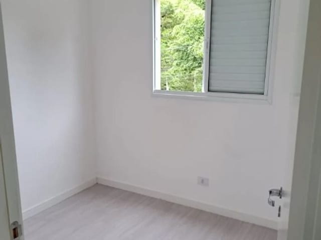 Sobrado com 133m² 3 quartos e 2 banheiros, à venda, no bairro Parque Rizzo II em Cotia