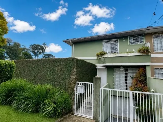Sobrado com 149m² 3 quartos e 4 banheiros, à venda, no bairro Ahú em Curitiba