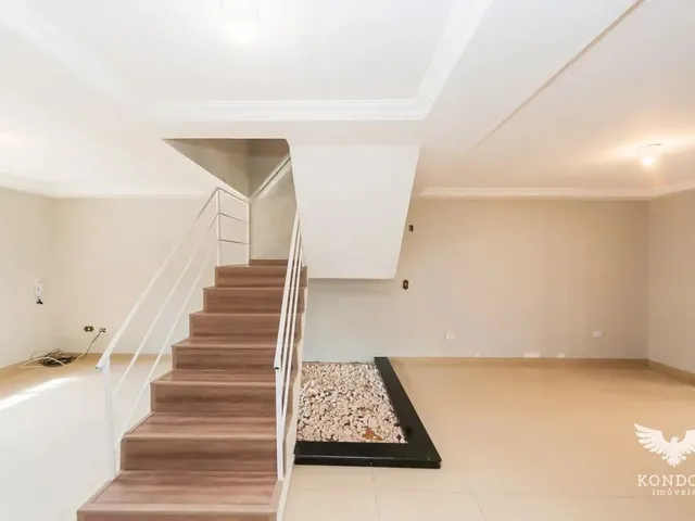 Sobrado com 126m² 3 quartos e 3 banheiros, à venda, no bairro Abranches em Curitiba
