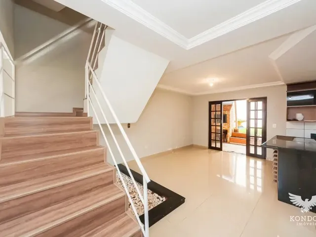 Sobrado com 126m² 3 quartos e 3 banheiros, à venda, no bairro Abranches em Curitiba