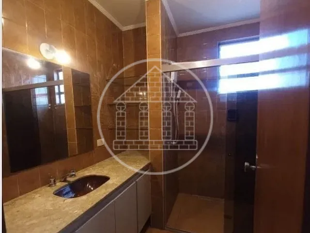 Sobrado com 250m² 4 quartos e 3 banheiros, à venda, no bairro Santo Amaro em São Paulo