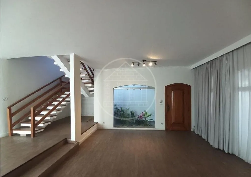 Sobrado, 4 quartos, 252 m² - Foto 4