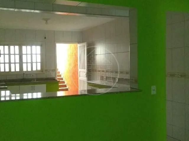 Sobrado com 137m² 3 quartos e 2 banheiros, à venda ou para alugar, no bairro Rio Bonito em São Paulo