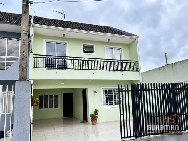 Sobrado com 308m² 5 quartos e 4 banheiros, à venda, no bairro Cajuru em Curitiba
