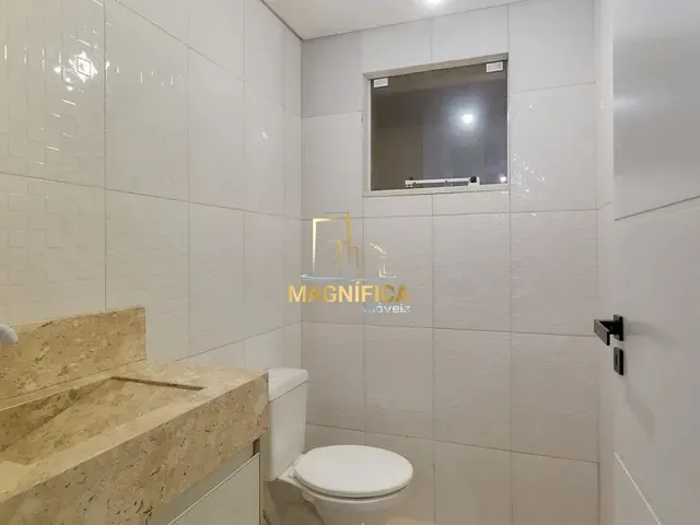 Sobrado 4 quartos e 5 banheiros, à venda, no bairro Uberaba em Curitiba