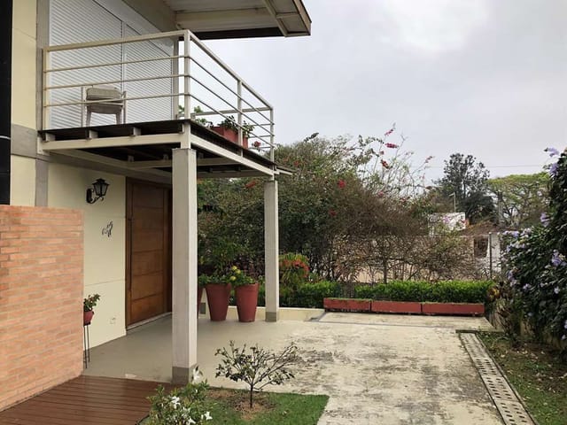Sobrado com 574m² 3 quartos e 3 banheiros, à venda, no bairro Vila Santo Antonio de Carapicuiba em Carapicuíba