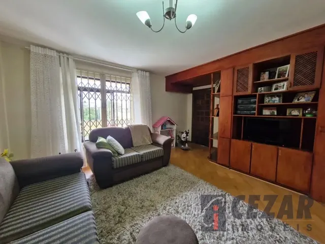 Sobrado com 500m² 6 quartos e 1 banheiro, à venda, no bairro Bairro Alto em Curitiba
