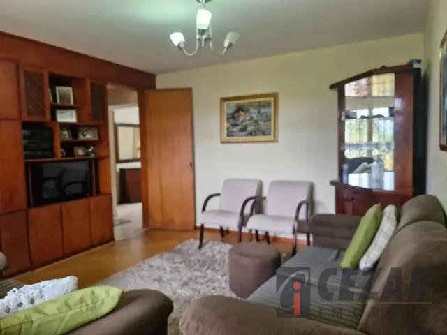 Sobrado com 500m² 6 quartos e 1 banheiro, à venda, no bairro Bairro Alto em Curitiba