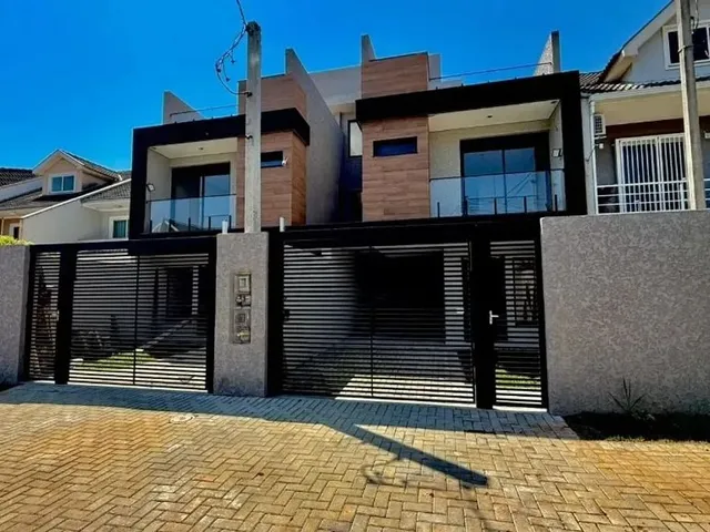Sobrado com 180m² 3 quartos e 3 banheiros, à venda, no bairro Santa Felicidade em Curitiba