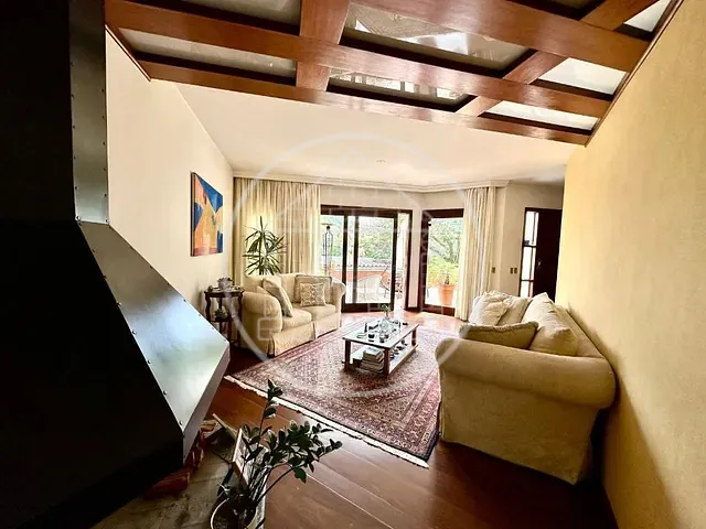 Sobrado com 315m² 4 quartos e 3 banheiros, à venda, no bairro Vila Nova Caledônia em São Paulo