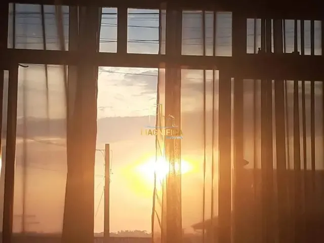 Sobrado 5 quartos e 3 banheiros, à venda, no bairro Alto Boqueirão em Curitiba