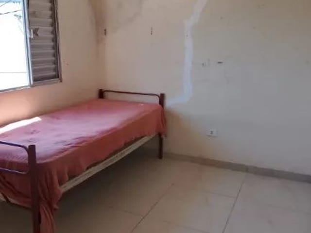 Sobrado com 288m² 6 quartos e 2 banheiros, à venda, no bairro Jardim Tupa em Barueri