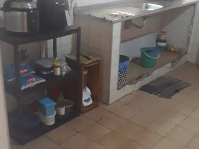 Sobrado com 288m² 6 quartos e 2 banheiros, à venda, no bairro Jardim Tupa em Barueri