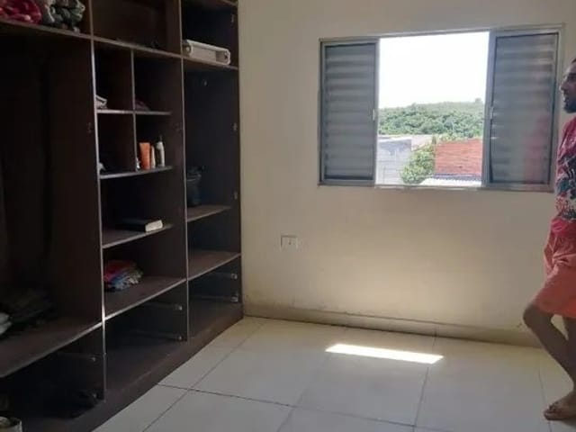Sobrado com 288m² 6 quartos e 2 banheiros, à venda, no bairro Jardim Tupa em Barueri