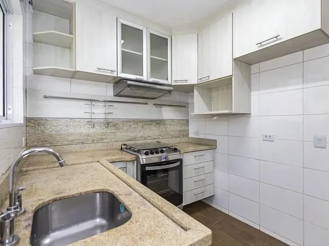 Sobrado com 147m² 3 quartos e 2 banheiros, à venda, no bairro Bairro Alto em Curitiba