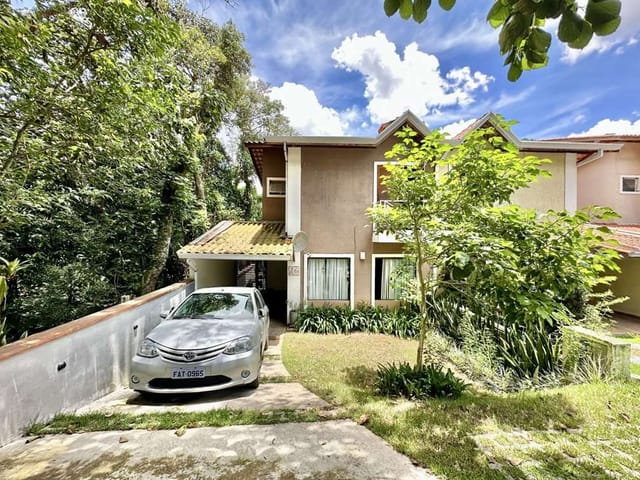 Sobrado com 466m² 3 quartos e 2 banheiros, à venda, no bairro Jardim Ana Estela em Carapicuíba