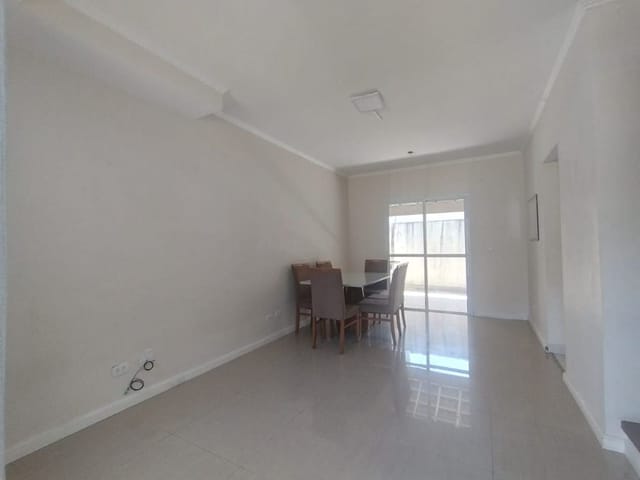 Sobrado com 150m² 2 quartos e 1 banheiro, à venda, no bairro Portal do Santa Paula em Cotia
