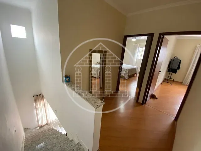 Sobrado com 250m² 4 quartos e 3 banheiros, à venda, no bairro Jardim Reimberg em São Paulo