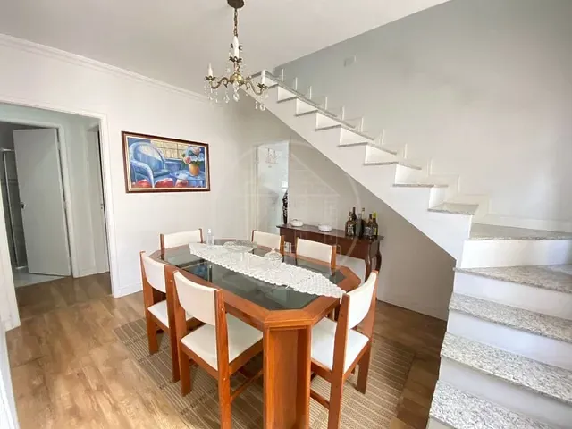 Sobrado com 250m² 4 quartos e 3 banheiros, à venda, no bairro Jardim Reimberg em São Paulo