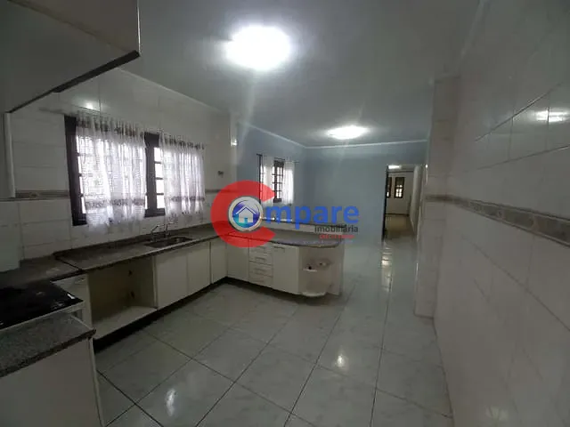Sobrado 3 quartos e 3 banheiros, à venda, no bairro Jardim Bom Clima em Guarulhos