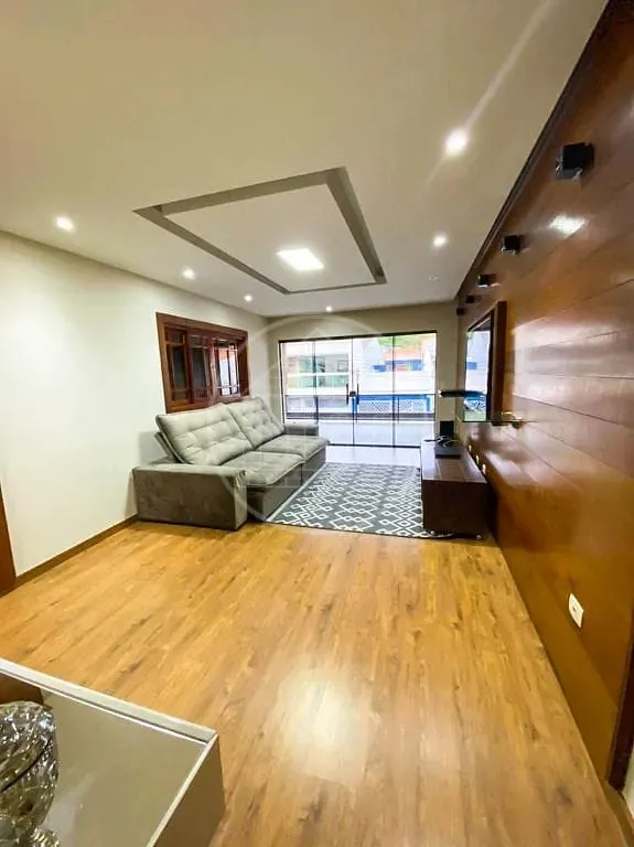 Sobrado, 3 quartos, 433 m² - Foto 1